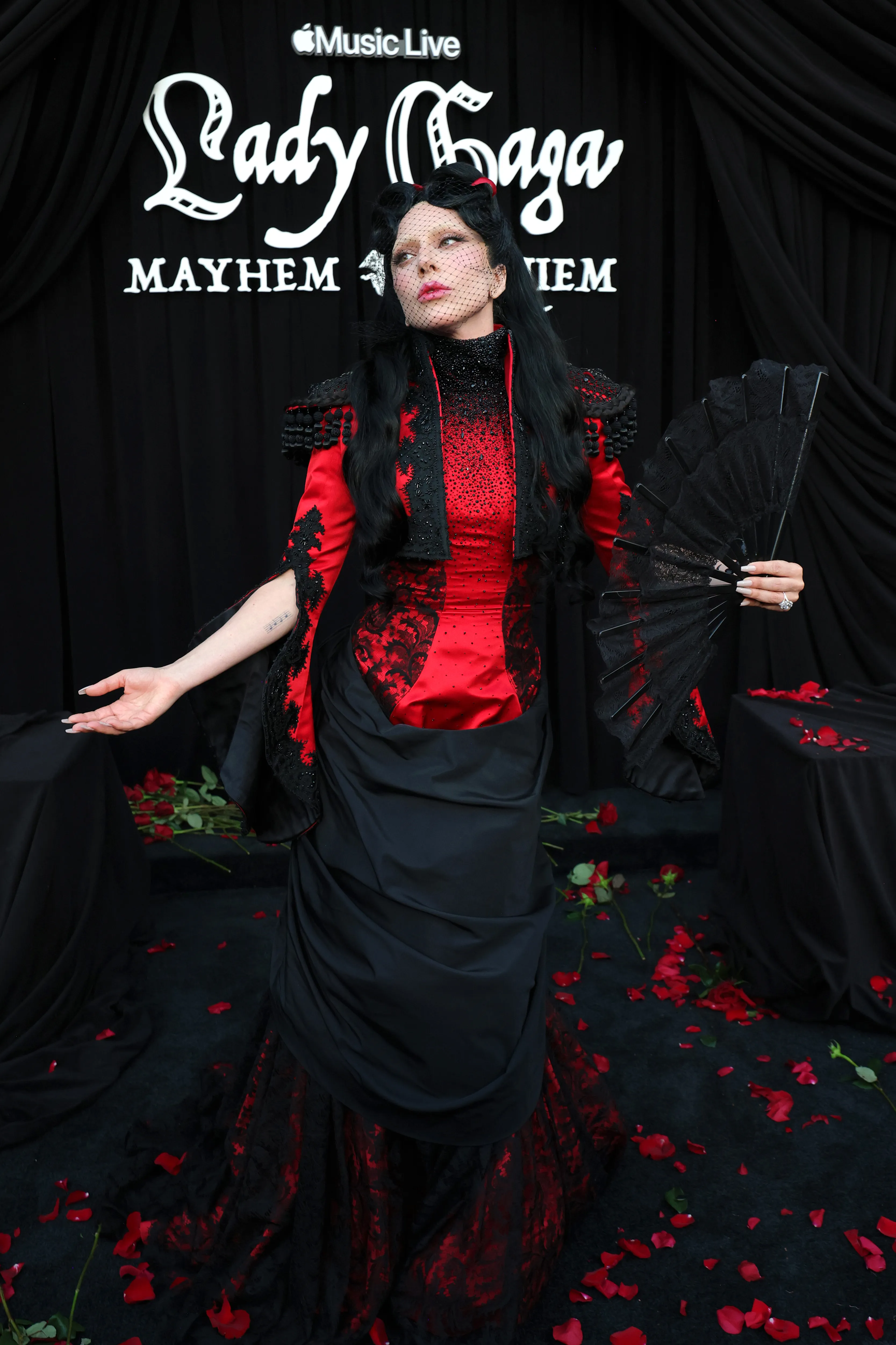 Lady Gaga Causes Mayhem in Vintage McQueen-Era Givenchy Couture  Gozle